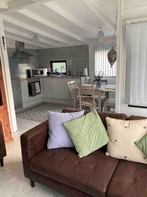 Cwtch Cymru Lodge 7F Caer Beris Holiday Lodge Park Builth Wells Eksteriør bilde